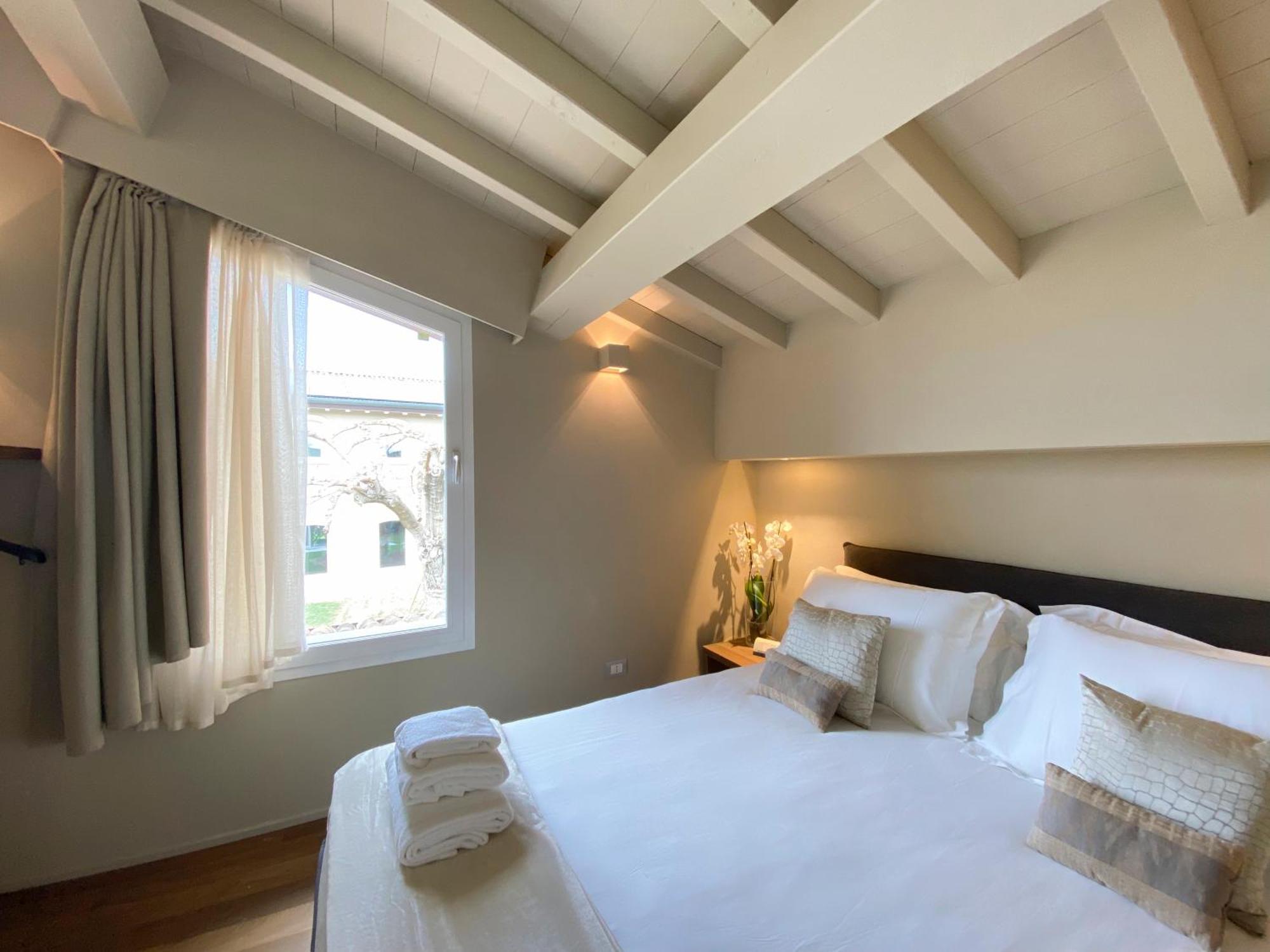 Time To Relax - Lago Di Garda - Adults Only 폰티술민치오 외부 사진